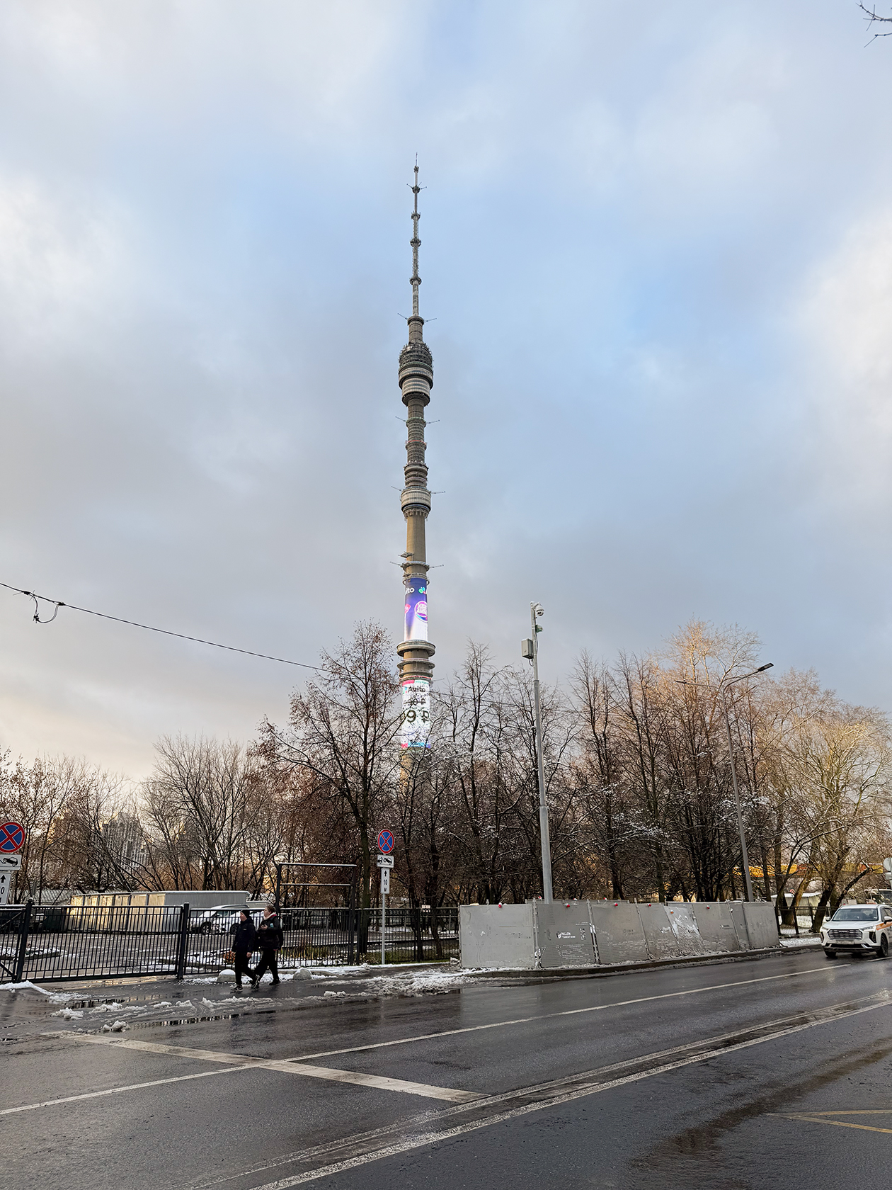 Приехали к Останкинской телебашне