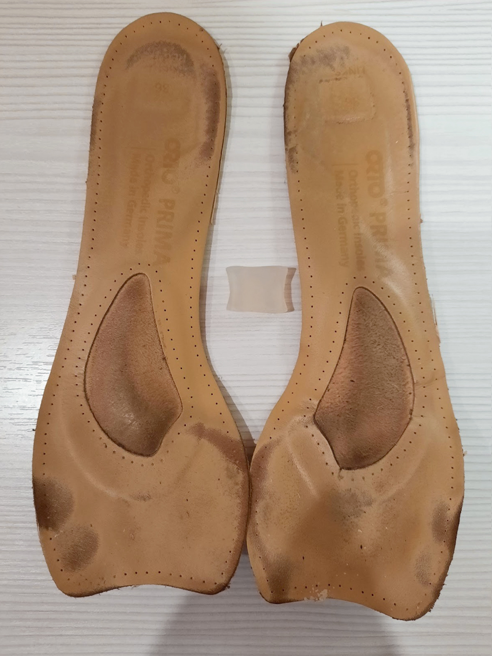 Стельки Orto Prima для обуви с каблуком — тоже из натуральной кожи. Стоят 1500 ₽