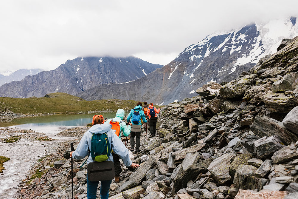 По Горному Алтаю классно путешествовать в формате похода: можно добраться в самые отдаленные места