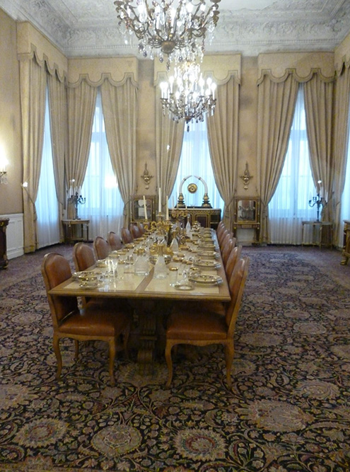 Гостиная в Белом дворце