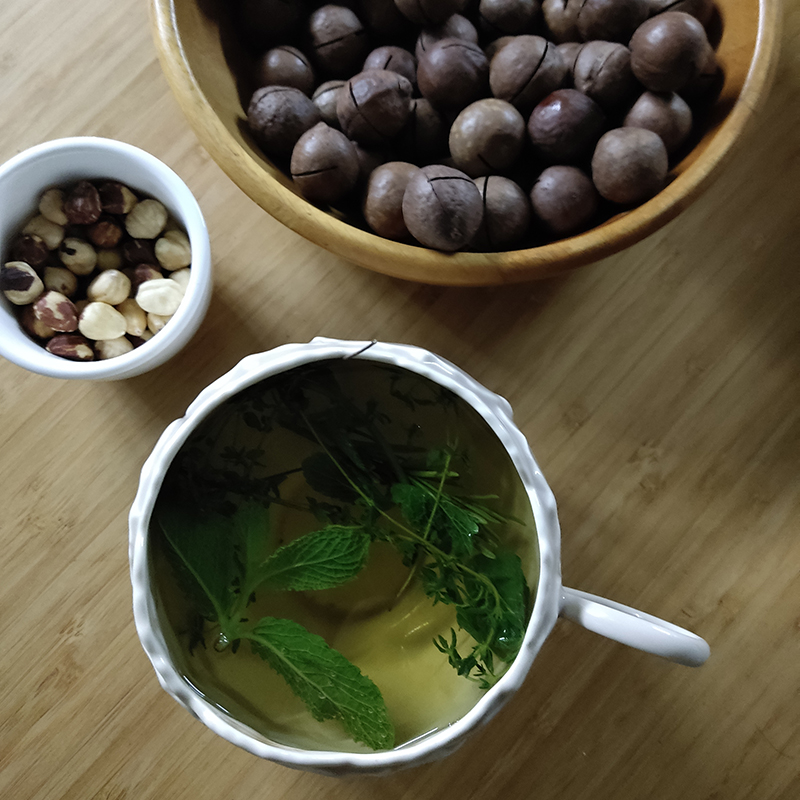 Субботний чай со специями и орехи макадамия