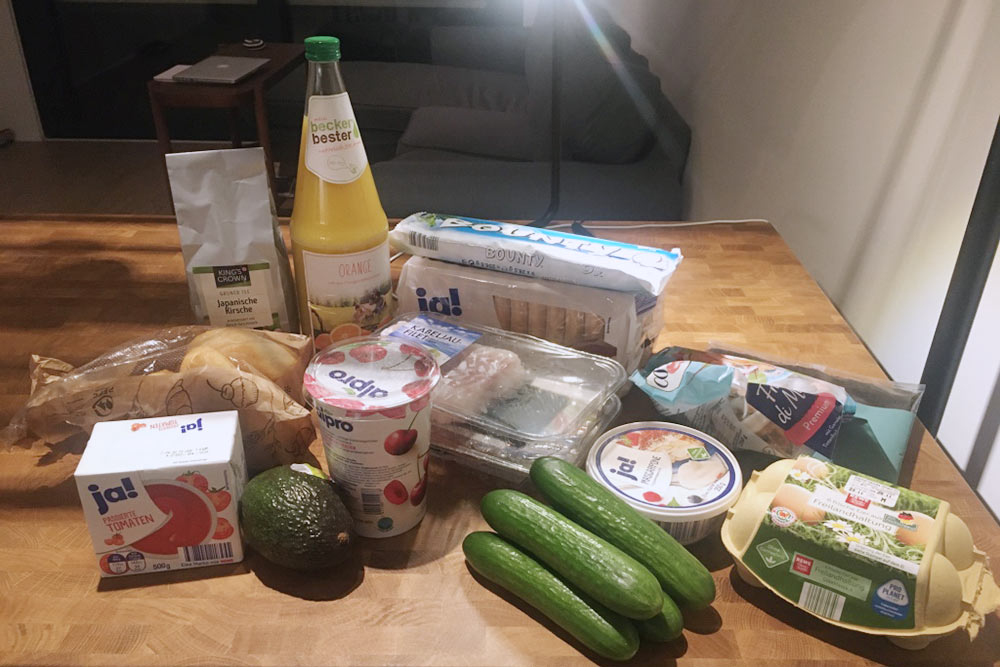 Мой набор продуктов для тирамису, рыбного супа, авокадо-тостов стоил 32,22 € (2442 ₽)