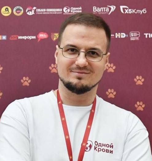 Ростислав Акалович 