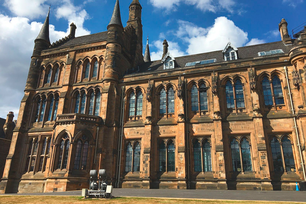 Университет Глазго открыт с 1451 года
