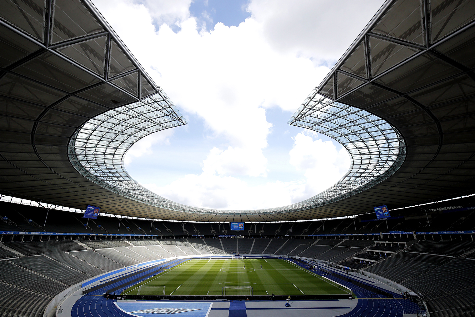 Финал чемпионата Европы 2024 года пройдет в Берлине. Источник: Reinaldo Coddou H. / Getty Images