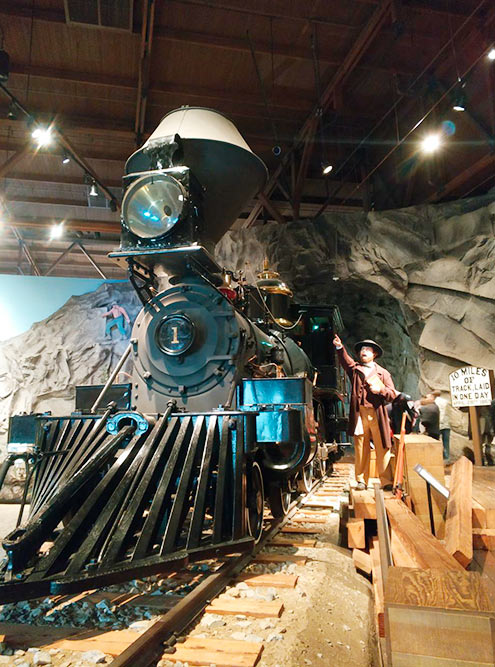 Мы были в восторге от музея истории американских железных дорог. В экспозиции есть локомотивы 19 века