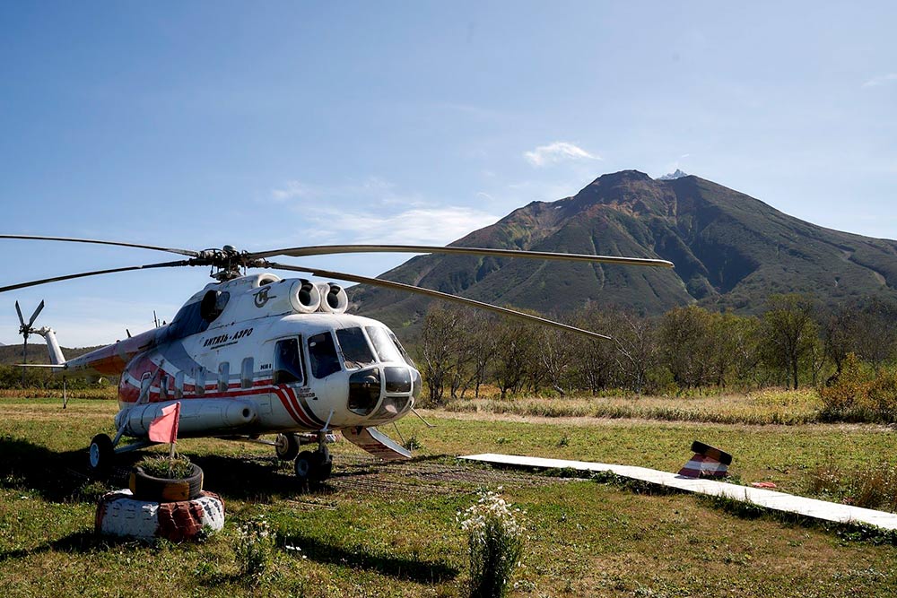 Вертолеты — единственный способ добраться до многих точек Камчатки за несколько часов, а не суток. Фото: Эрнест Леонидов