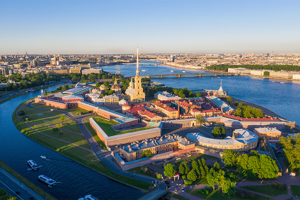 С Петропавловской крепости началось основание Санкт⁠-⁠Петербурга. Фото: Stanislav Samoylik / Shutterstock