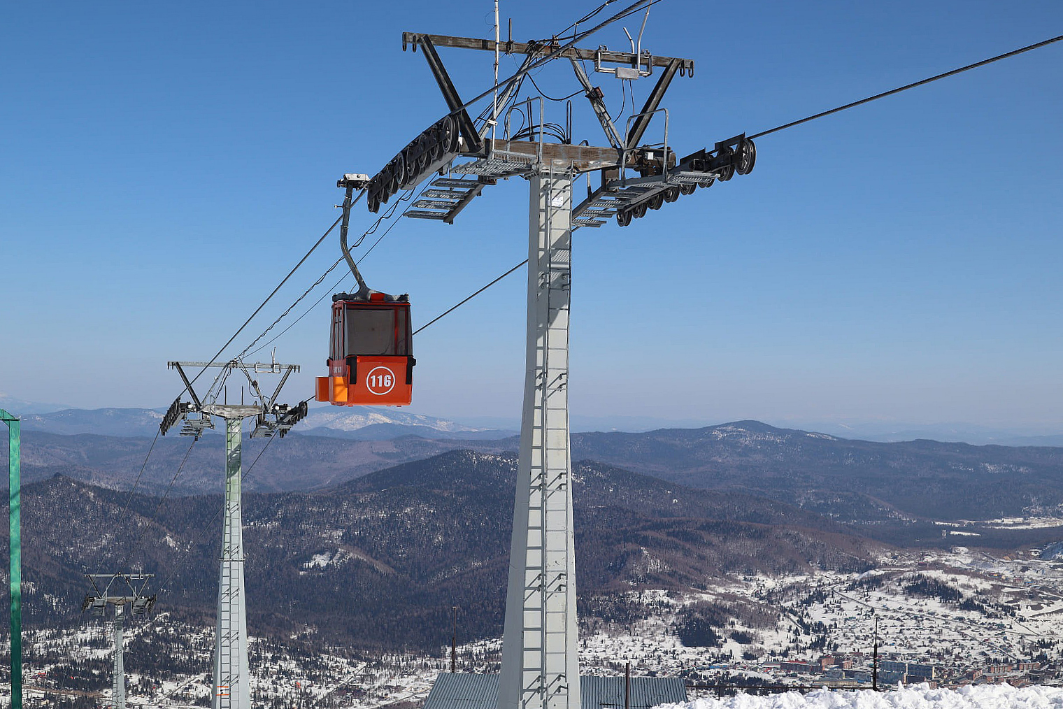 Гондольный подъемник Sky Way не работает летом. Источник: dirsheregesh.ru