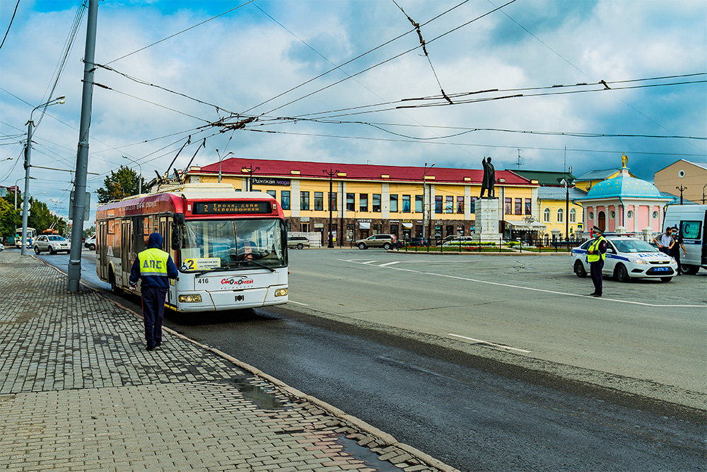 Троллейбусы ходят по центральным улицам Томска