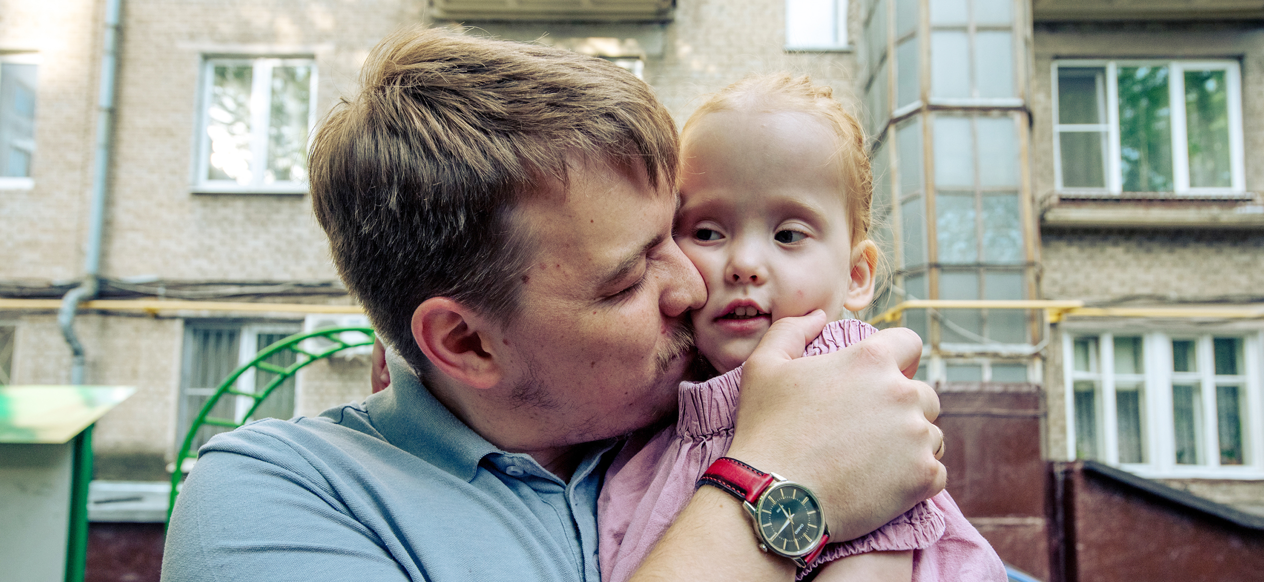 «Прежде всего я родитель»: 3 истории отцов, которые воспитывают детей с инвалидностью