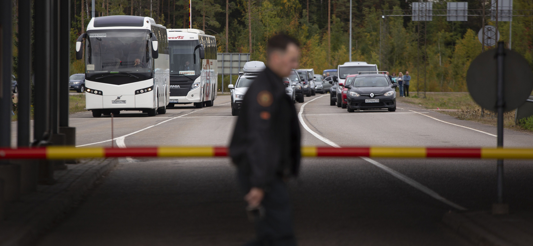 Финляндия продлила закрытие сухопутной границы с Россией на неопределенный срок