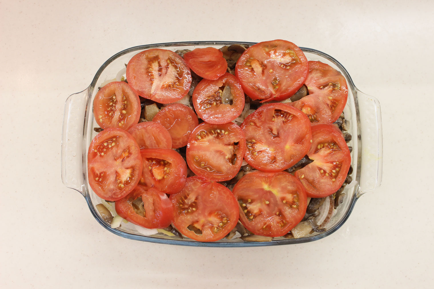 Пятый слой после грибов — томаты