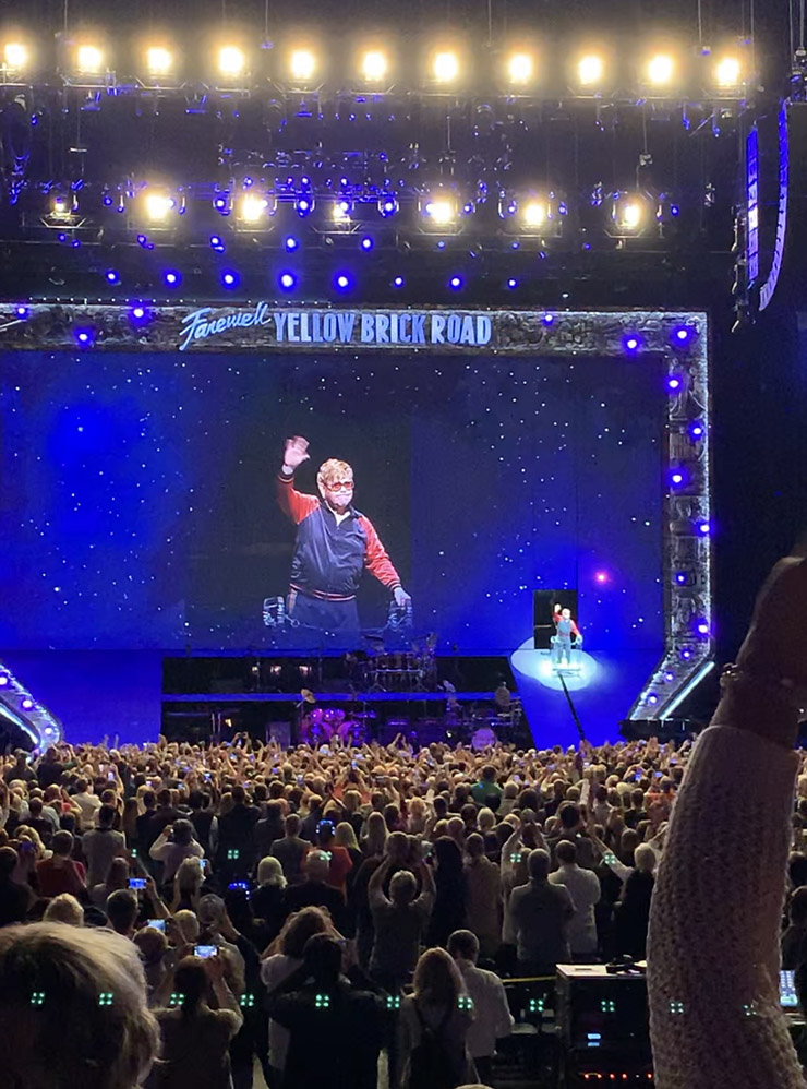Прощальный концерт Элтона Джона в Праге в 2019 году
