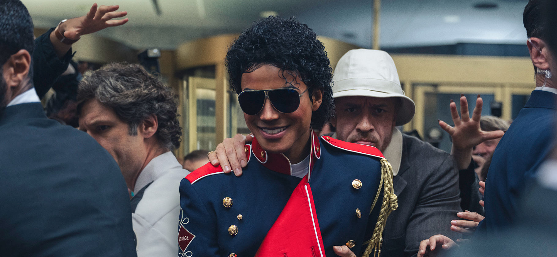 Байопик о Майкле Джексоне выйдет в России 28 мая