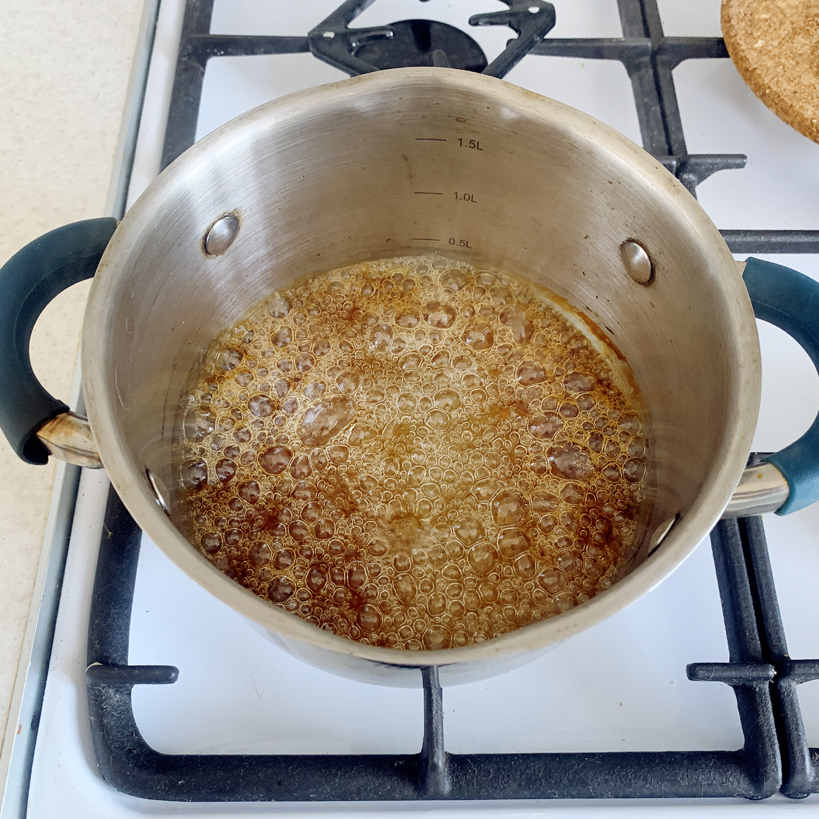 Рецепт солёной карамели: делаем правильно