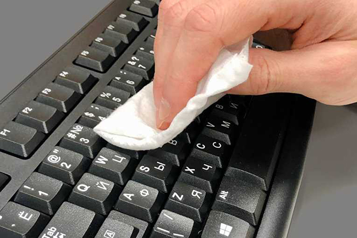 Как почистить клавиатуру ноутбука или компьютера: 7 советов