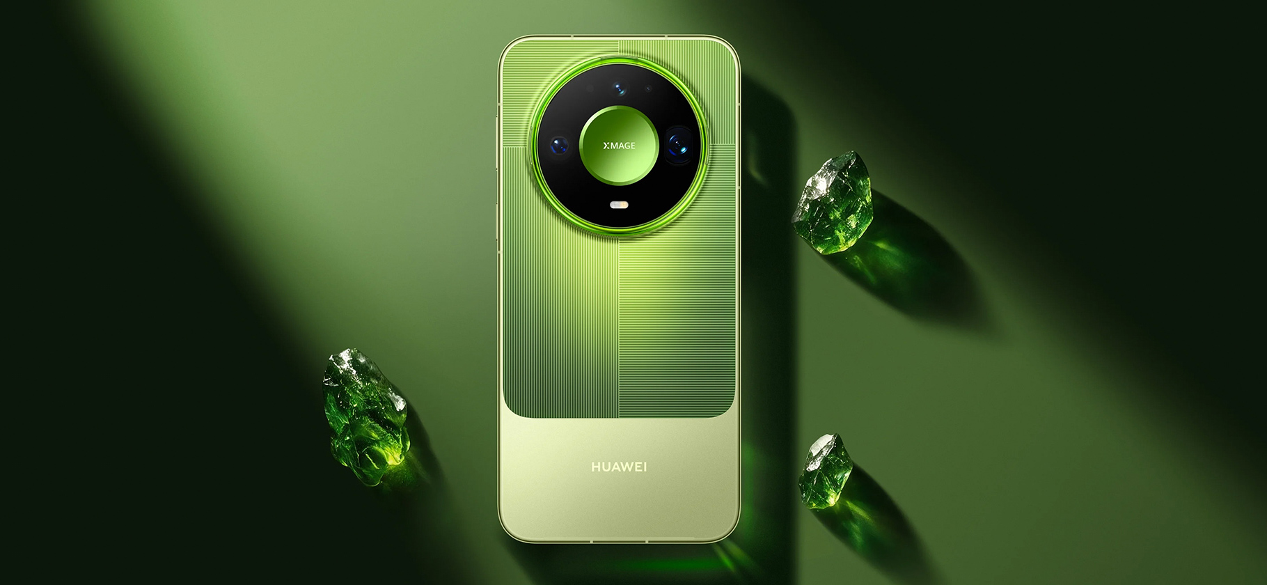 Huawei представила смартфон Mate 90 ​Pro Max — со съем­ным дюймовым сенсором для профес­сиональ­ных снимков