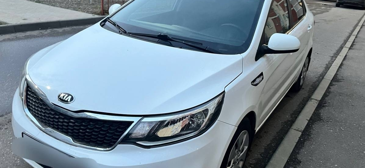 Я купил Kia Rio 2016 года за 905 000 ₽