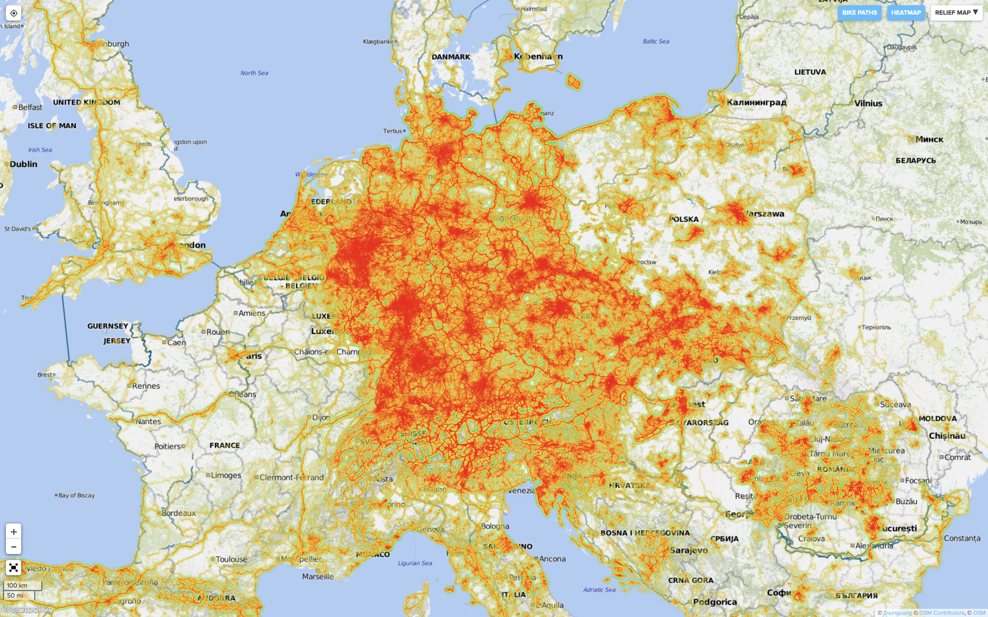 Карта «Байкмэп» с маршрутами для велосипедистов. Красным отмечены велодорожки. Источник: Bikemap.net