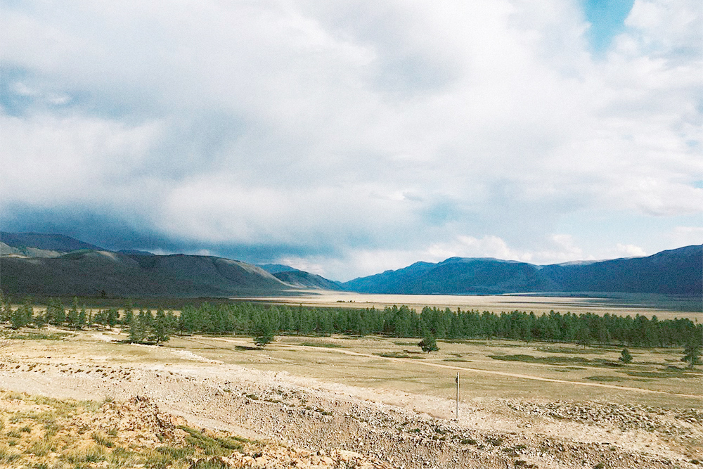 Курайская степь. За горами — Монголия