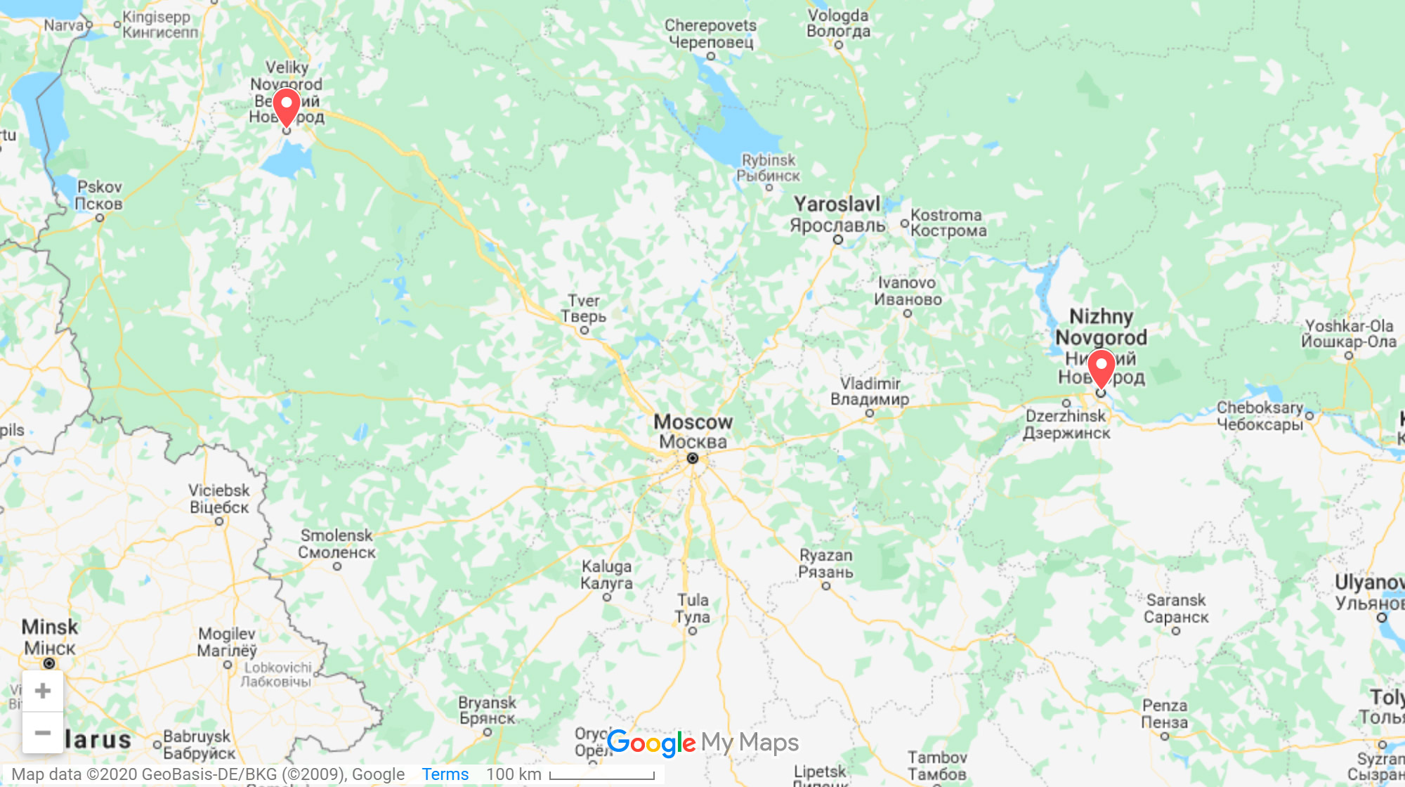 Великий Новгород находится между Санкт-Петербургом и Москвой. До Петербурга по трассе около 200 км, до Москвы — 600