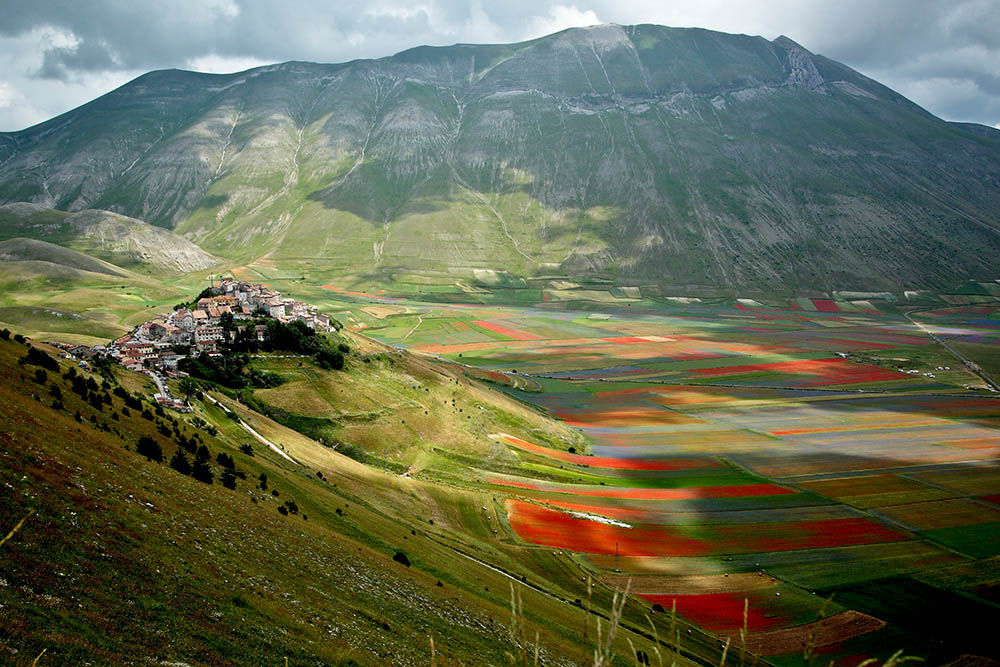 Умбрию называют зеленым сердцем Италии за большое количество холмов, гор, долин, лесов и парков. Источник: Franco Vannini/ Flickr