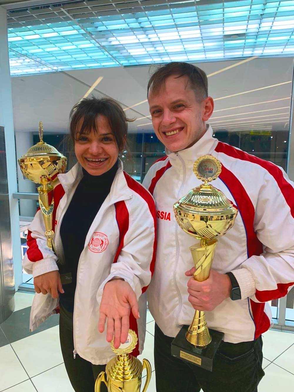 Двукратные чемпионы мира по дискофоксу Максим Истомин и Регина Цокур