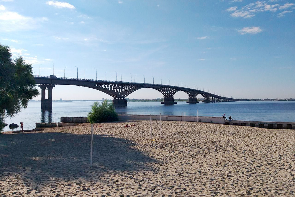 Мост через Волгу — любимый городской объект саратовских фотографов