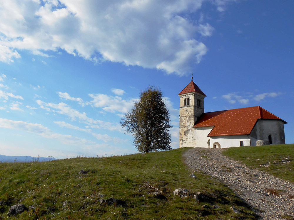 Церковь святой Анны на холме в Люблянском барье, недалеко от нашего дома