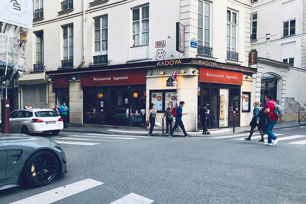 Кафе, рестораны и бистро в Париже расположены буквально на каждом углу