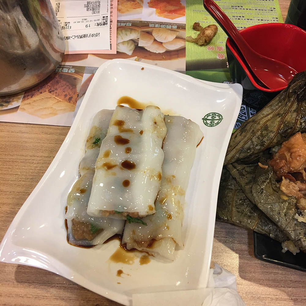 Рисовые роллы со свининой — блюдо в китайской закусочной со звездой «Мишлен»