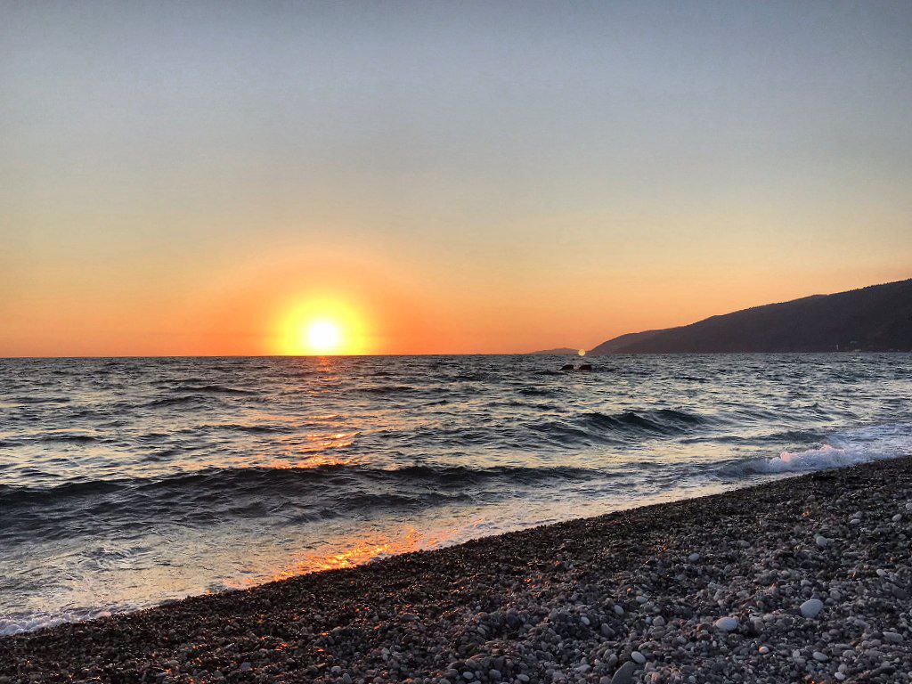 Абхазия, Гагры. Закат на море