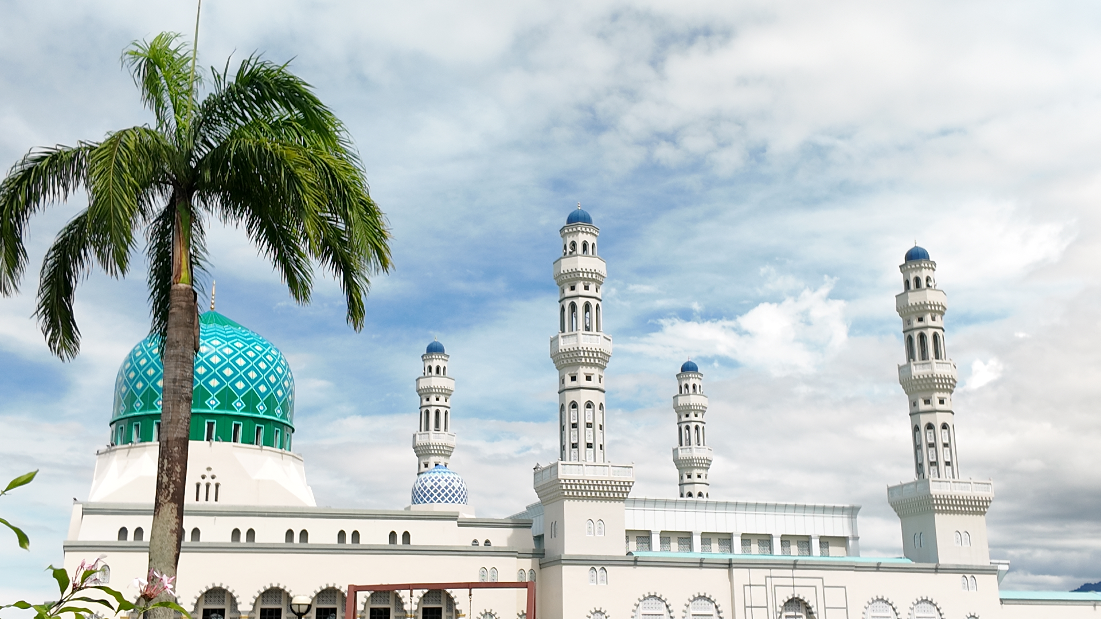 Masjid Bandaraya Kota Kinabalu