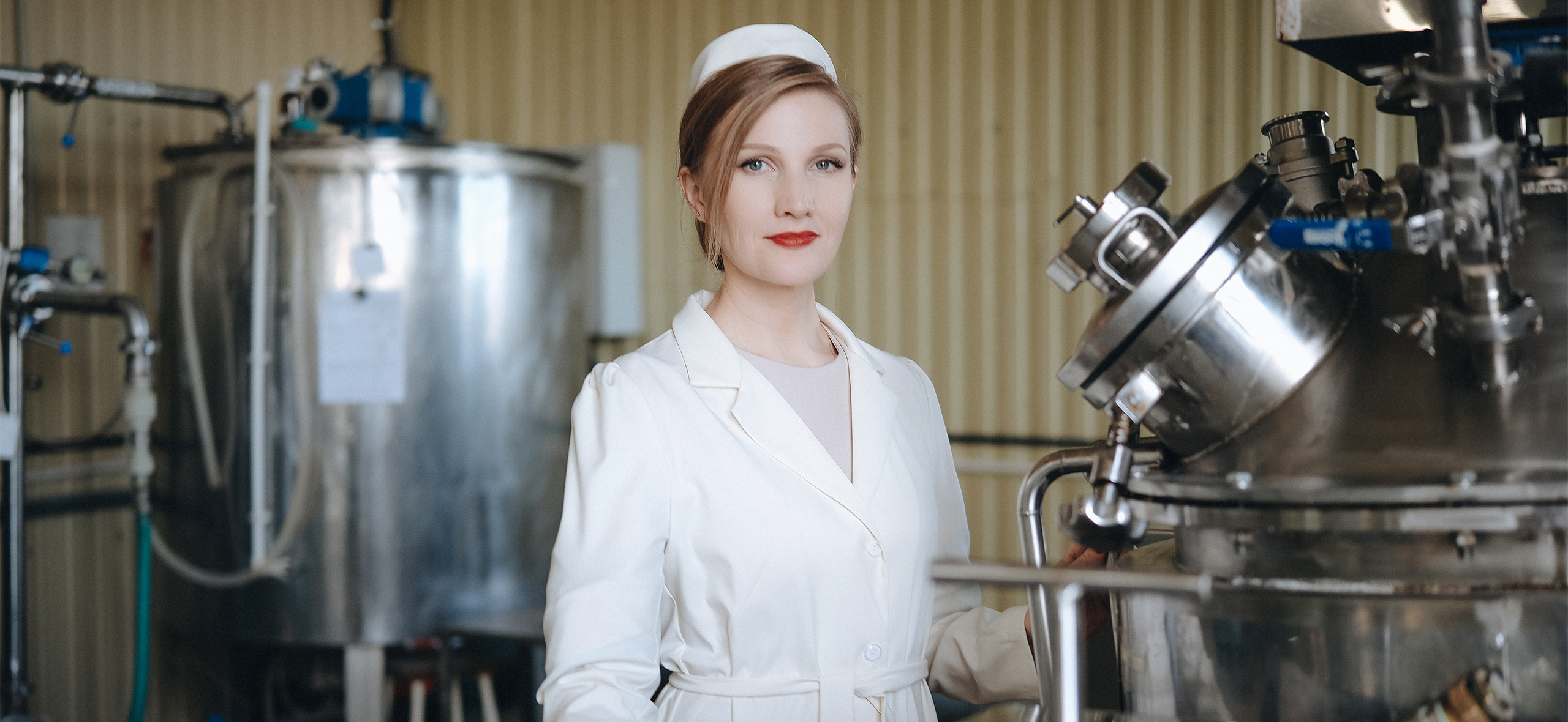 «Дистрибьютор кинул на 3 млн»: я начала варить мыло на кухне и построила косме­тический завод