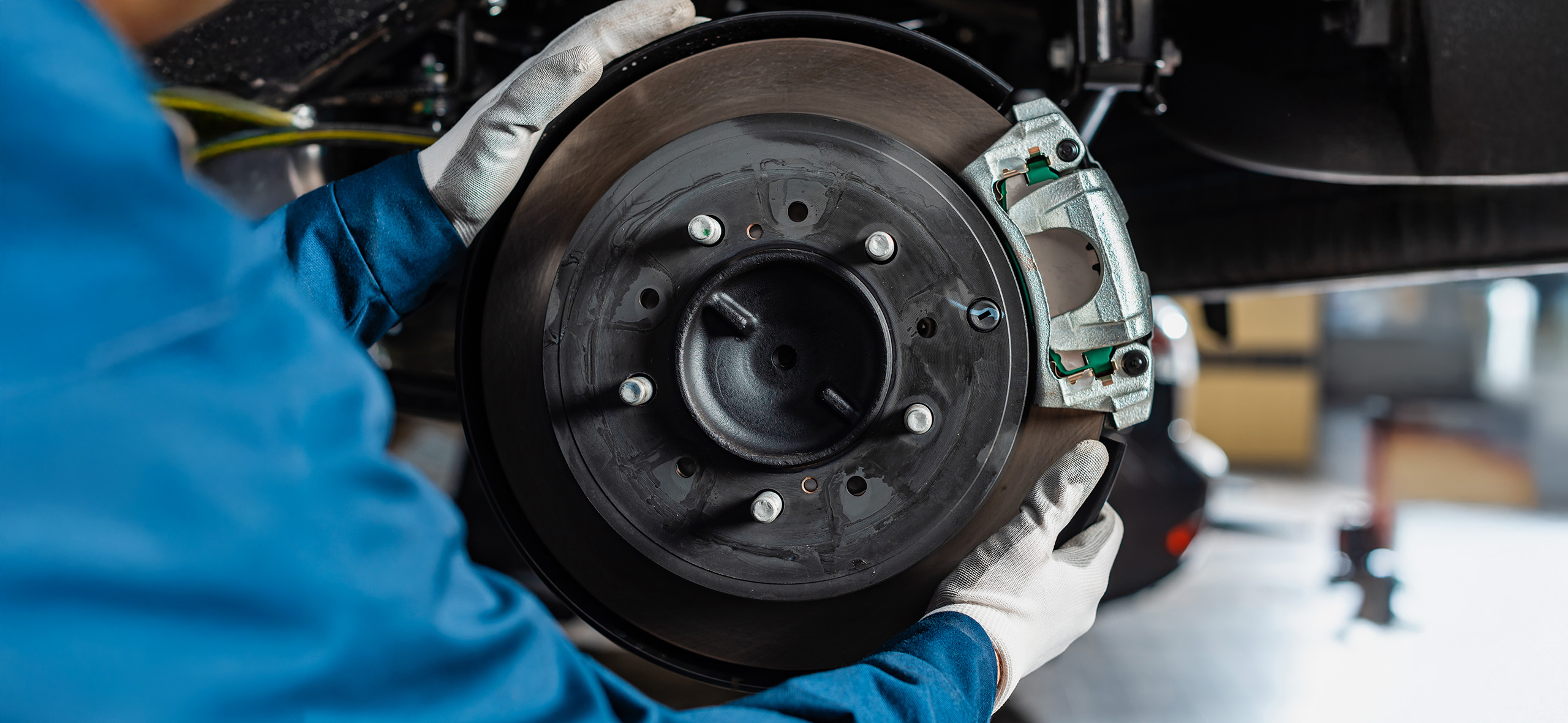 Как устроены тор­моза современного автомобиля