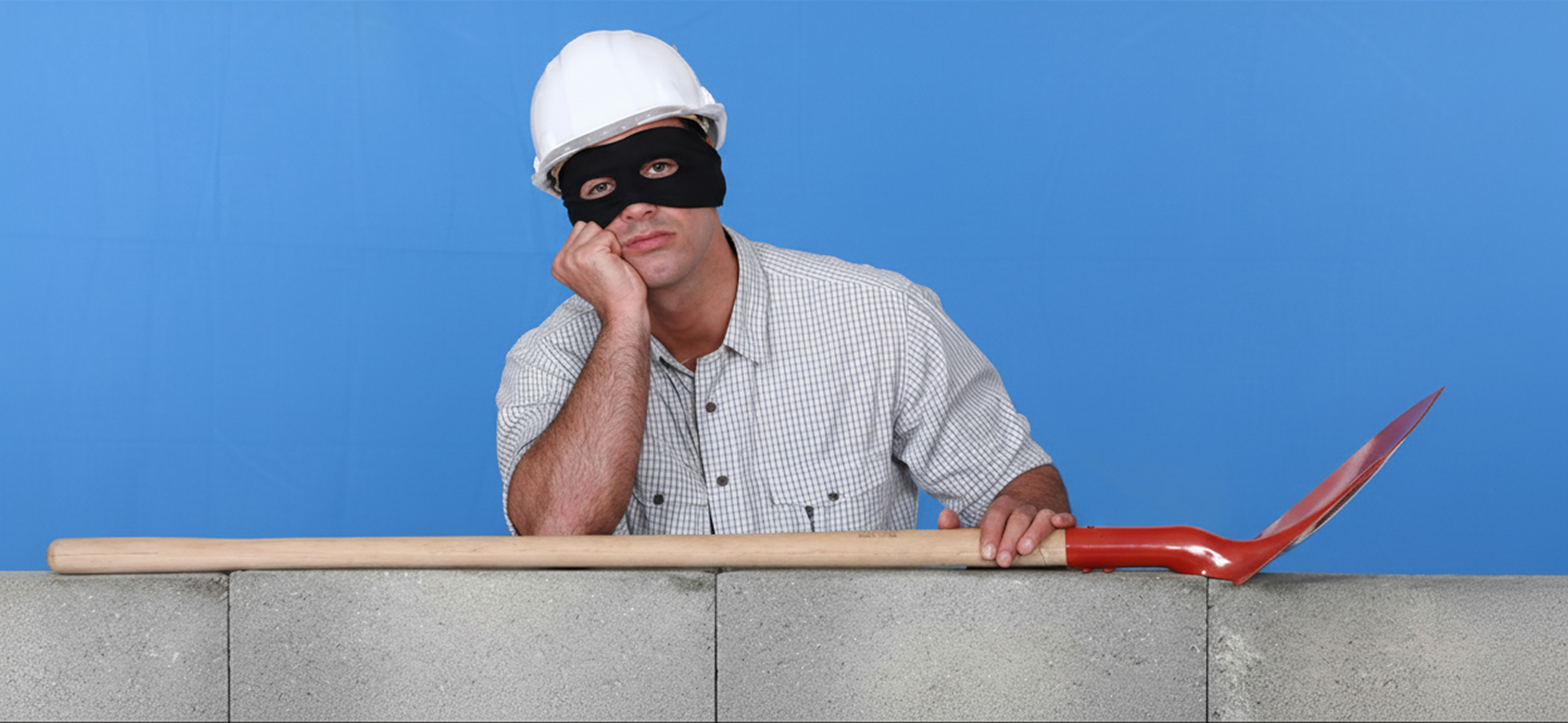 Когда бригада хал­турит: что делать, если ремонт с дефек­тами и подряд­чик нарушает договор