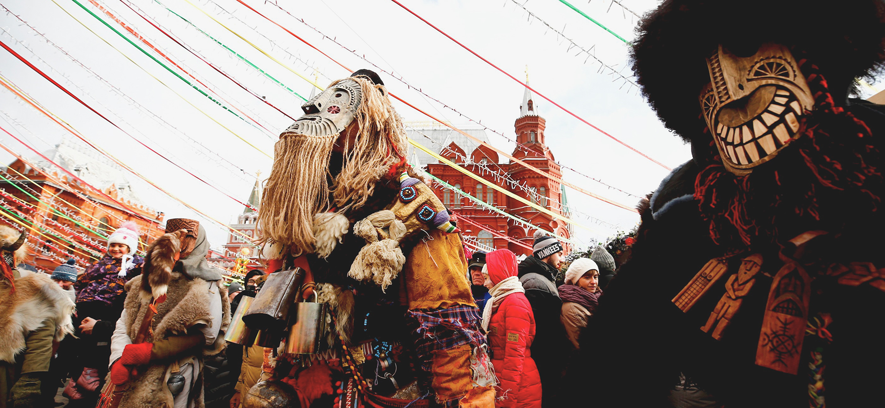 Масленица в Москве: где петь частушки, водить хороводы и есть блины