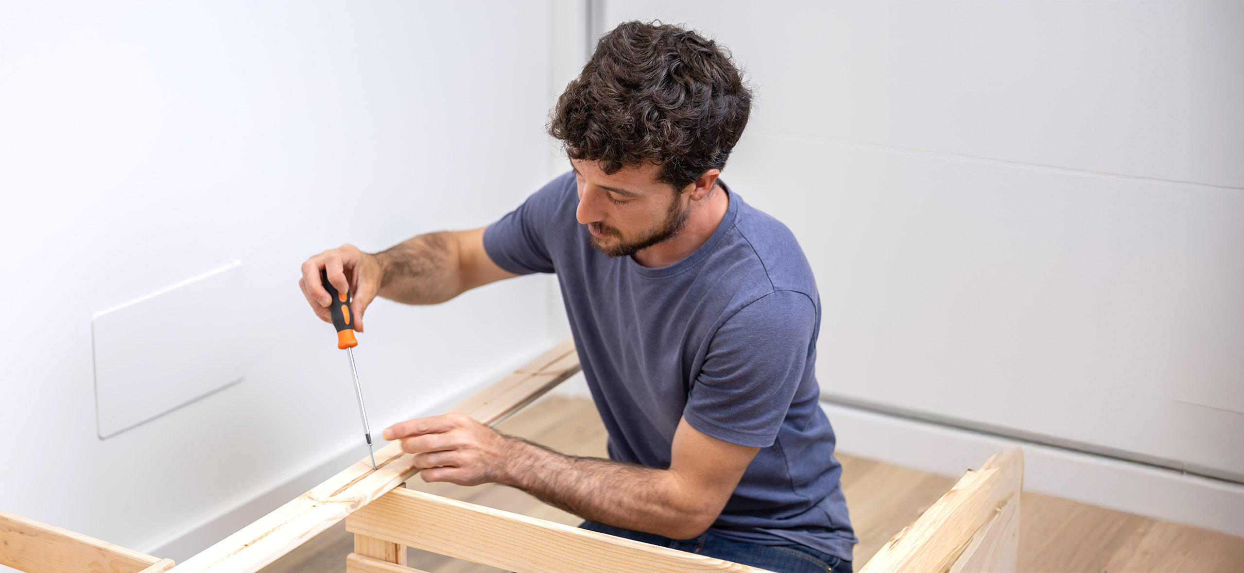 Как сделать кровать своими руками: быстро и недорого решаем дефицит коек