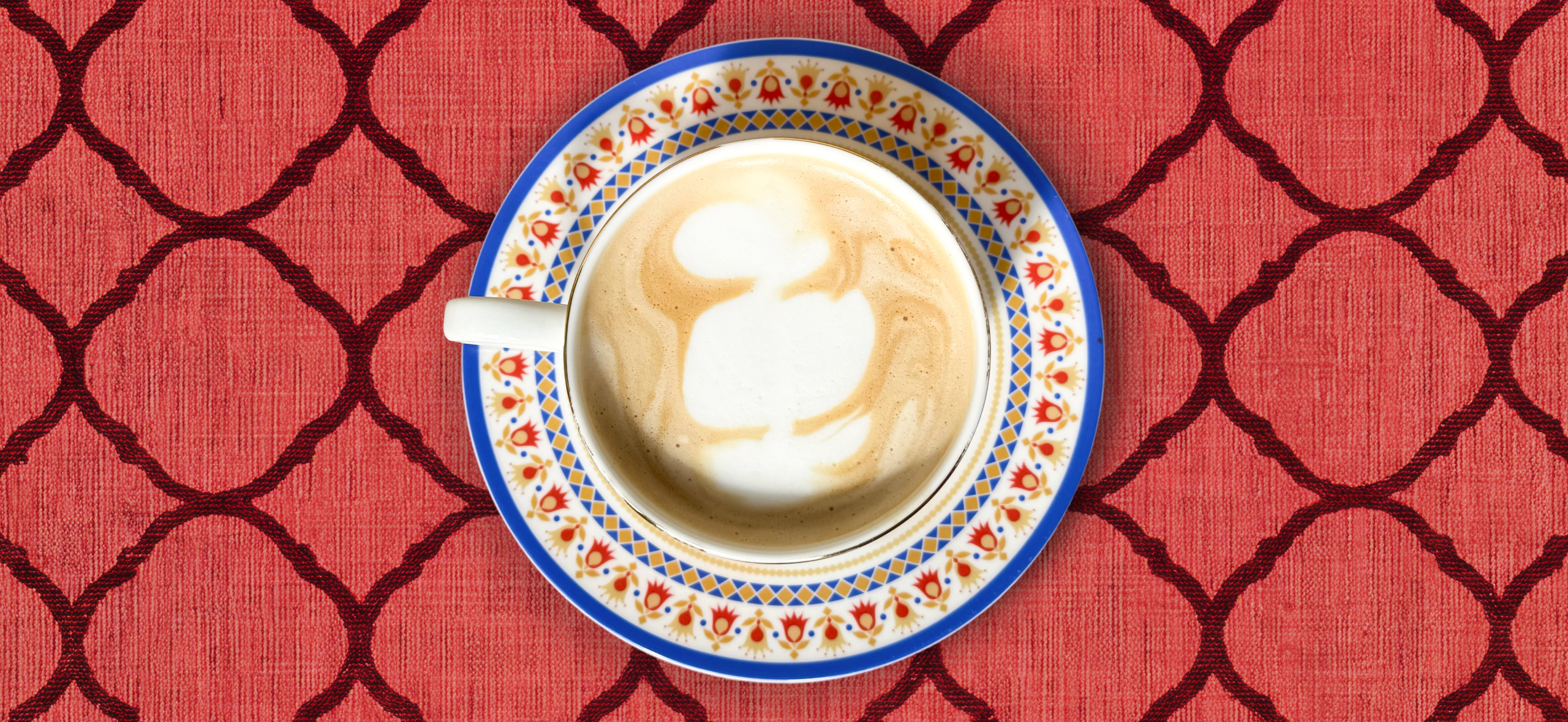 Как приготовить идеальный капучино дома с кофемашиной и без нее