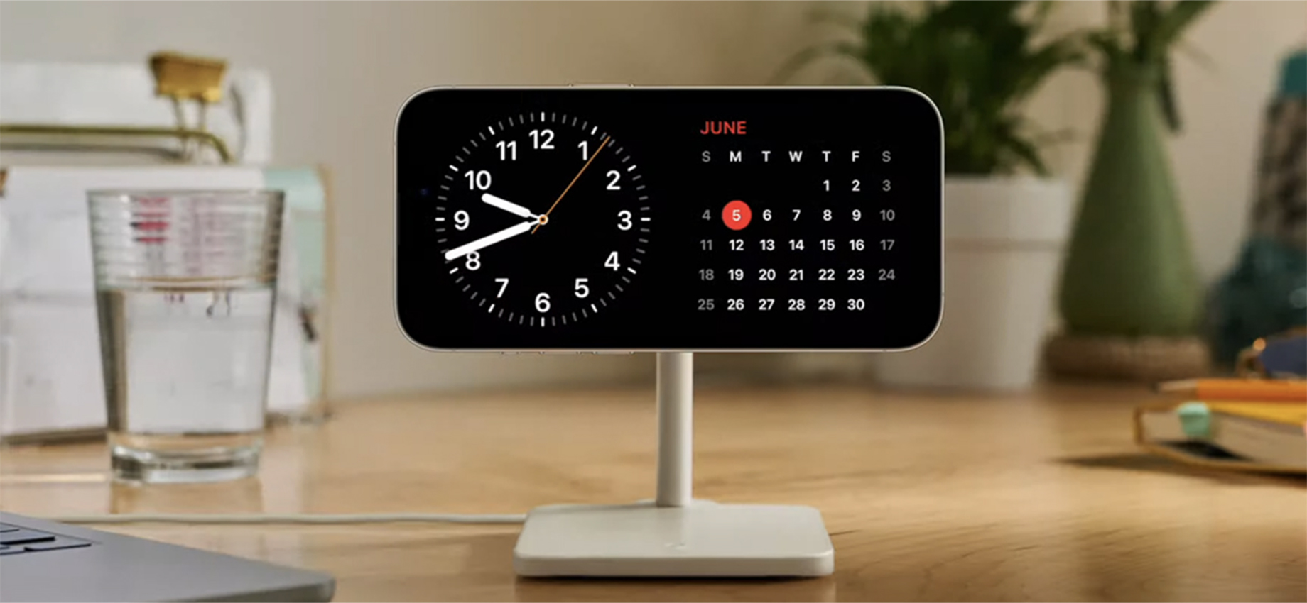 Apple показала iOS 17 — с настройкой экрана звонка и большим обновлением iMessage