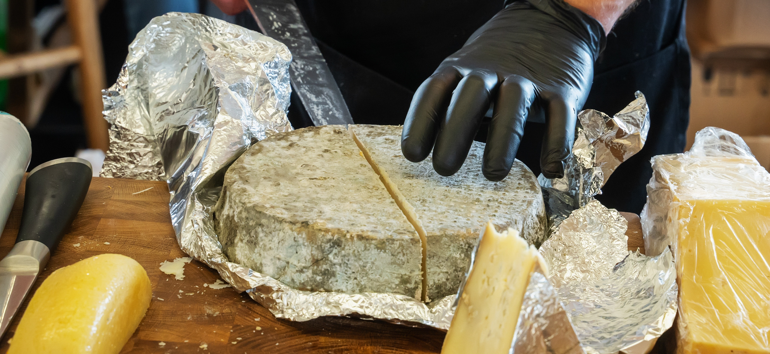 Лавки с деликатесами: 8 мест, где купить европейские и азиатские продукты в Петербурге