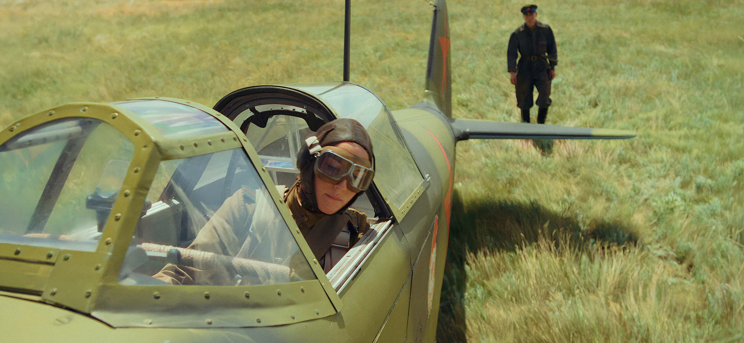 «Литвяк»: стоит ли ​смотреть новое воен­ное кино о вели­кой летчице