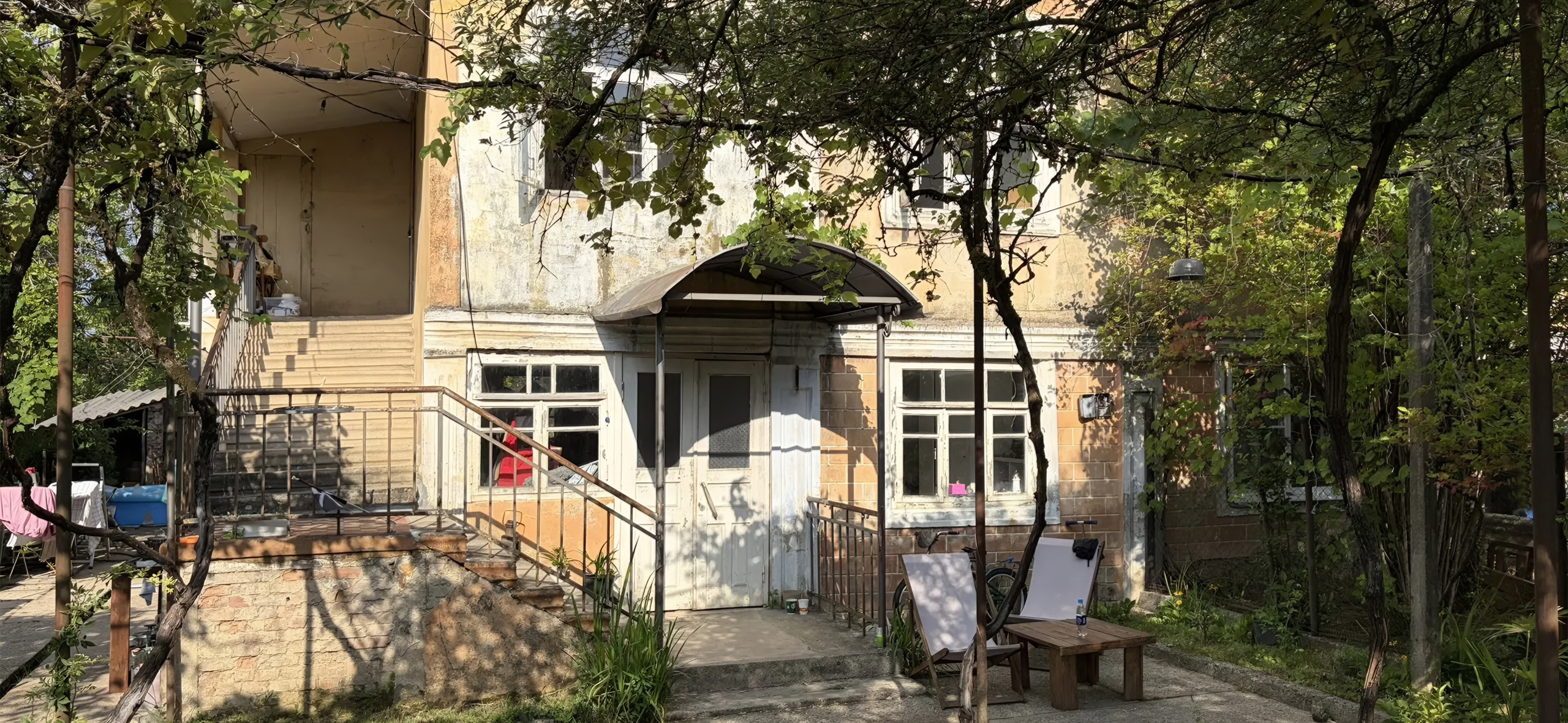Дом у моря почти даром: как мы полу­чили его и ремон­ти­руем на свой страх и риск