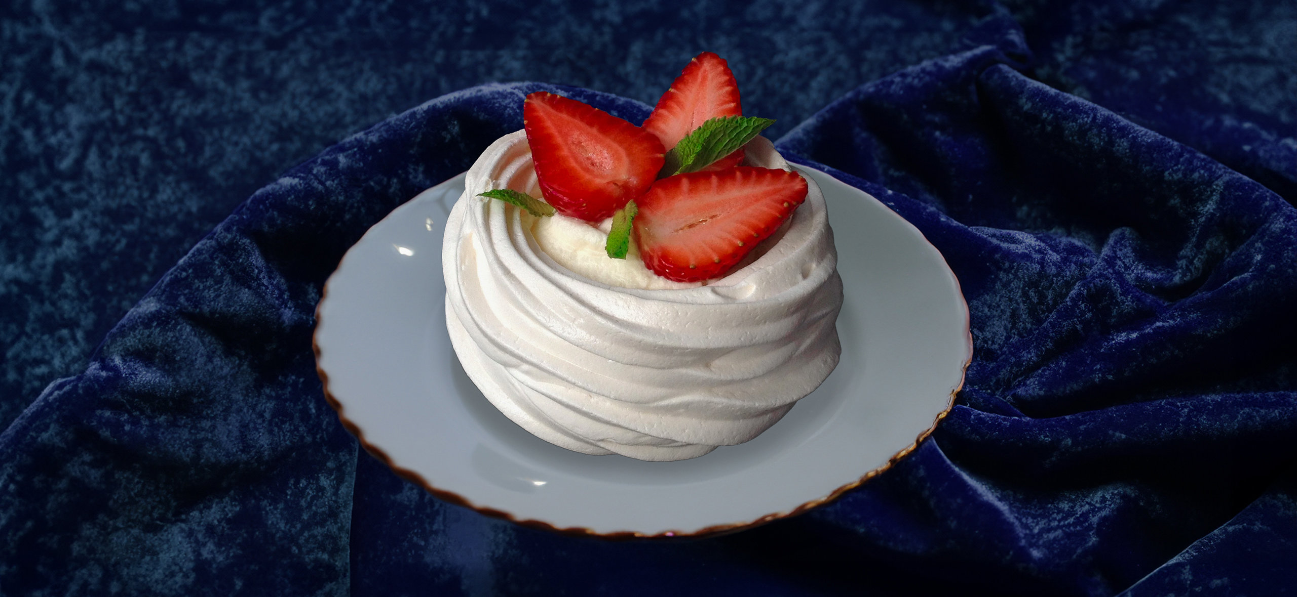 Рецепт десерта «Павлова» со свежими ягодами