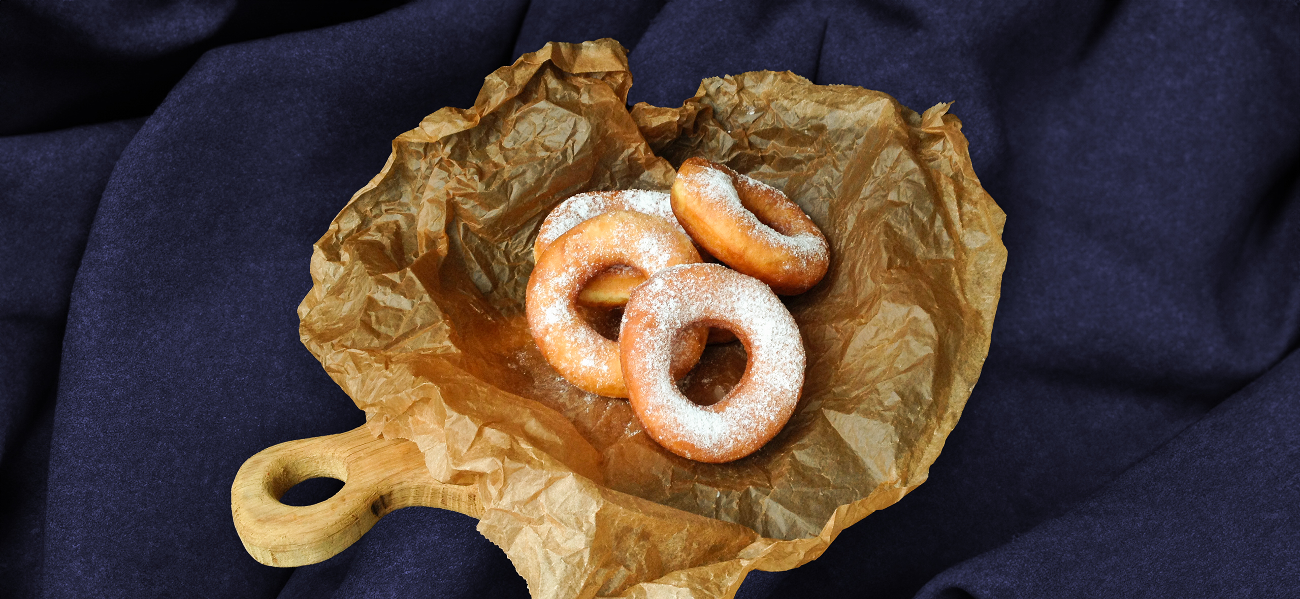 Рецепт пончиков в сахарной пудре — прямиком из детства