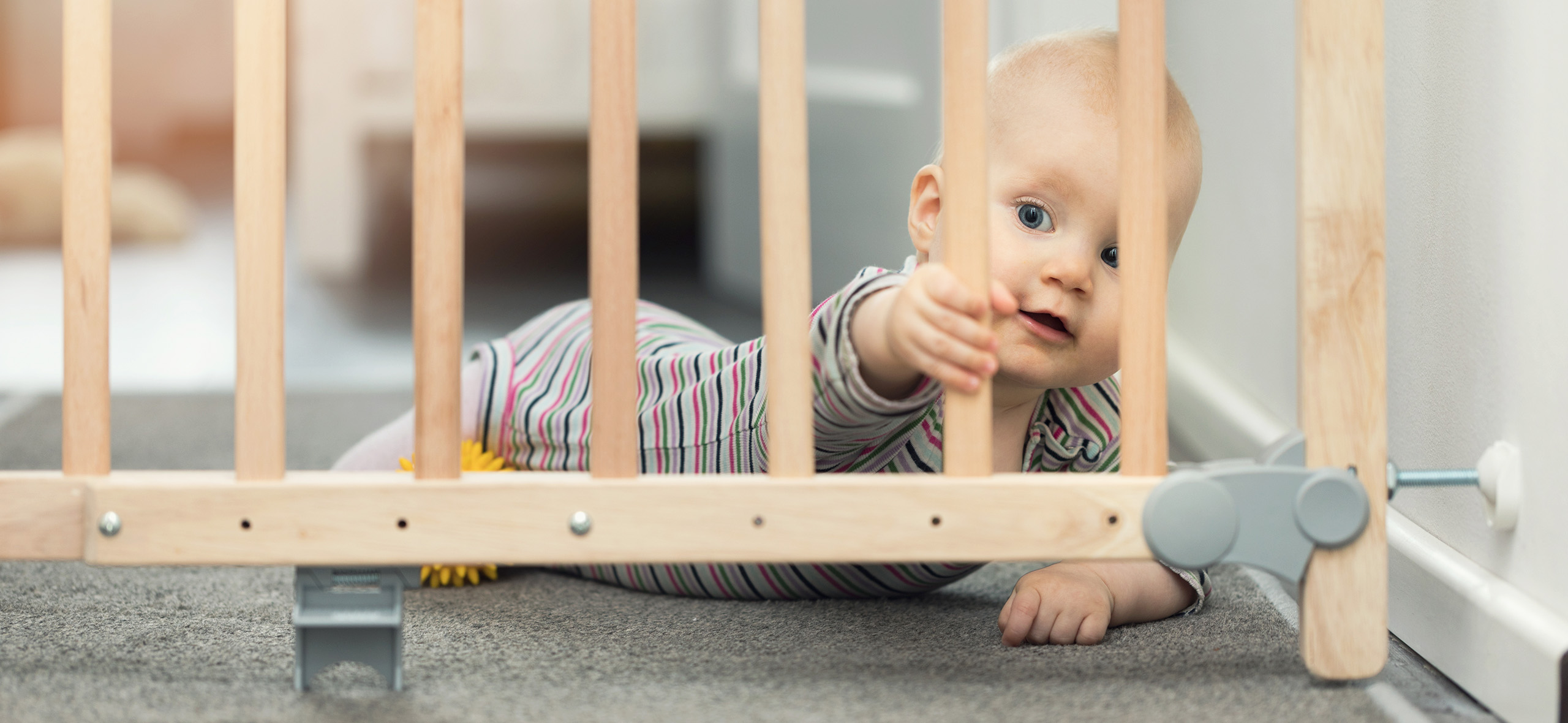 Как сделать квартиру безопасной для детей