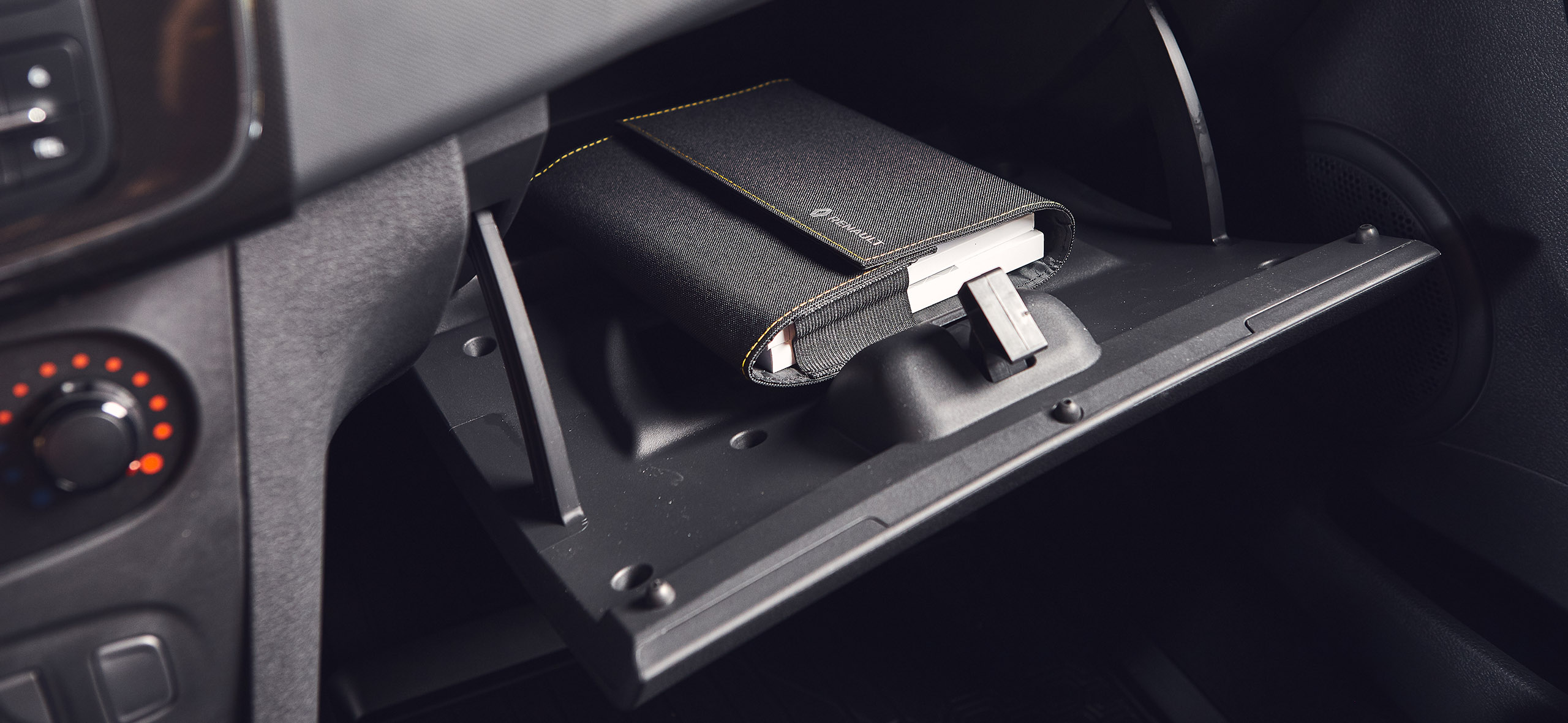 Зачем вашему авто­мобилю сервисная книжка