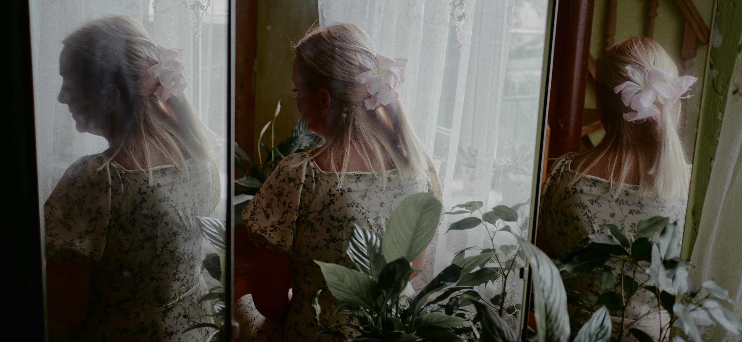 Фотопроект: какие вещи взяли с собой беженцы, когда покидали дом