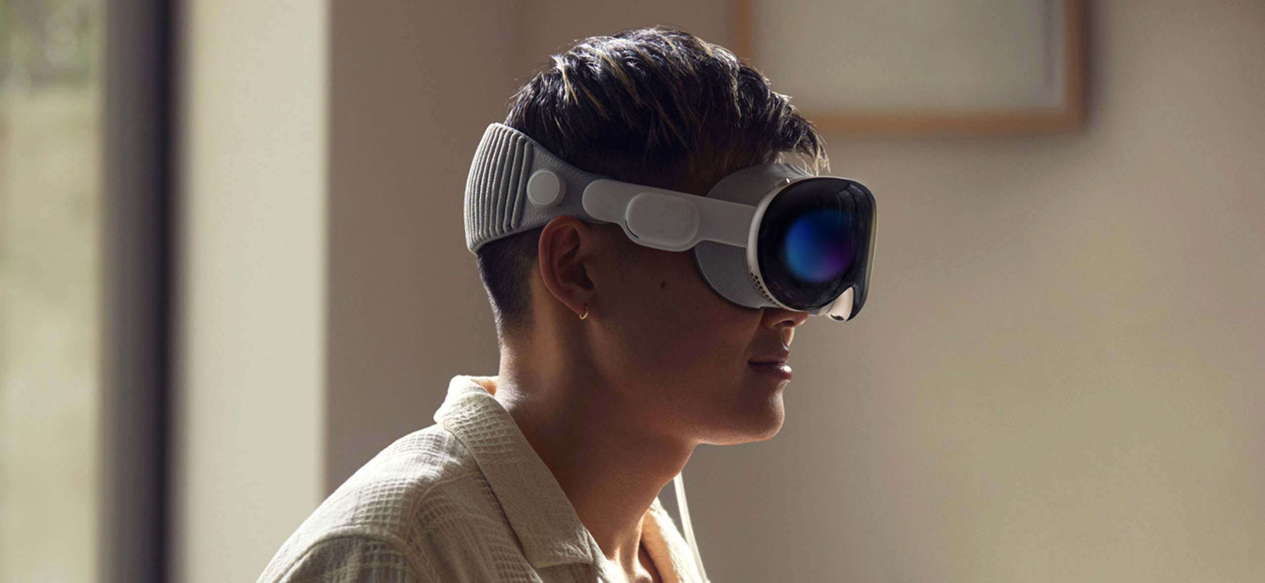 Лучший способ попасть в матрицу: как выбрать VR⁠-⁠шлем или AR⁠-⁠очки в 2026 году